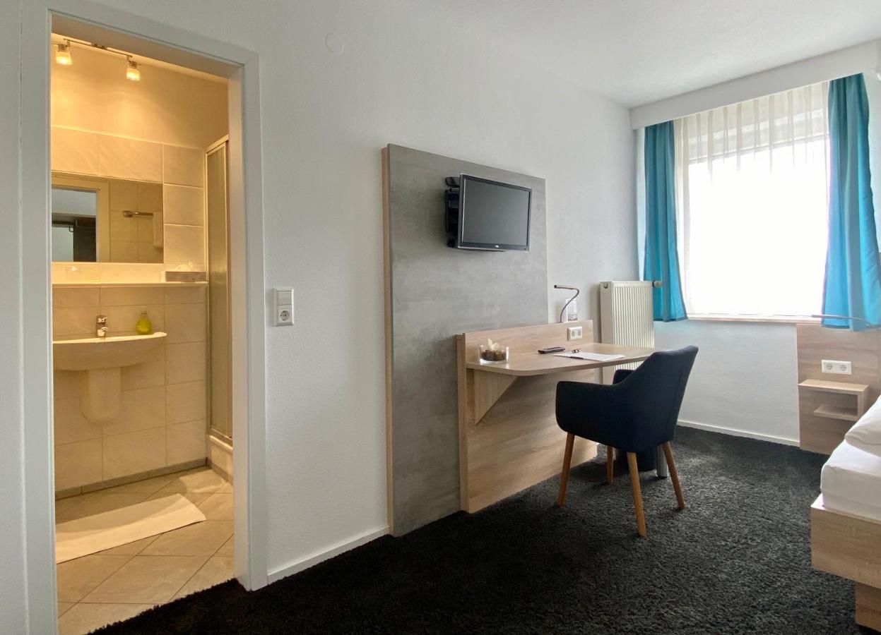 Hotel Zur Sonne Bodelshausen エクステリア 写真